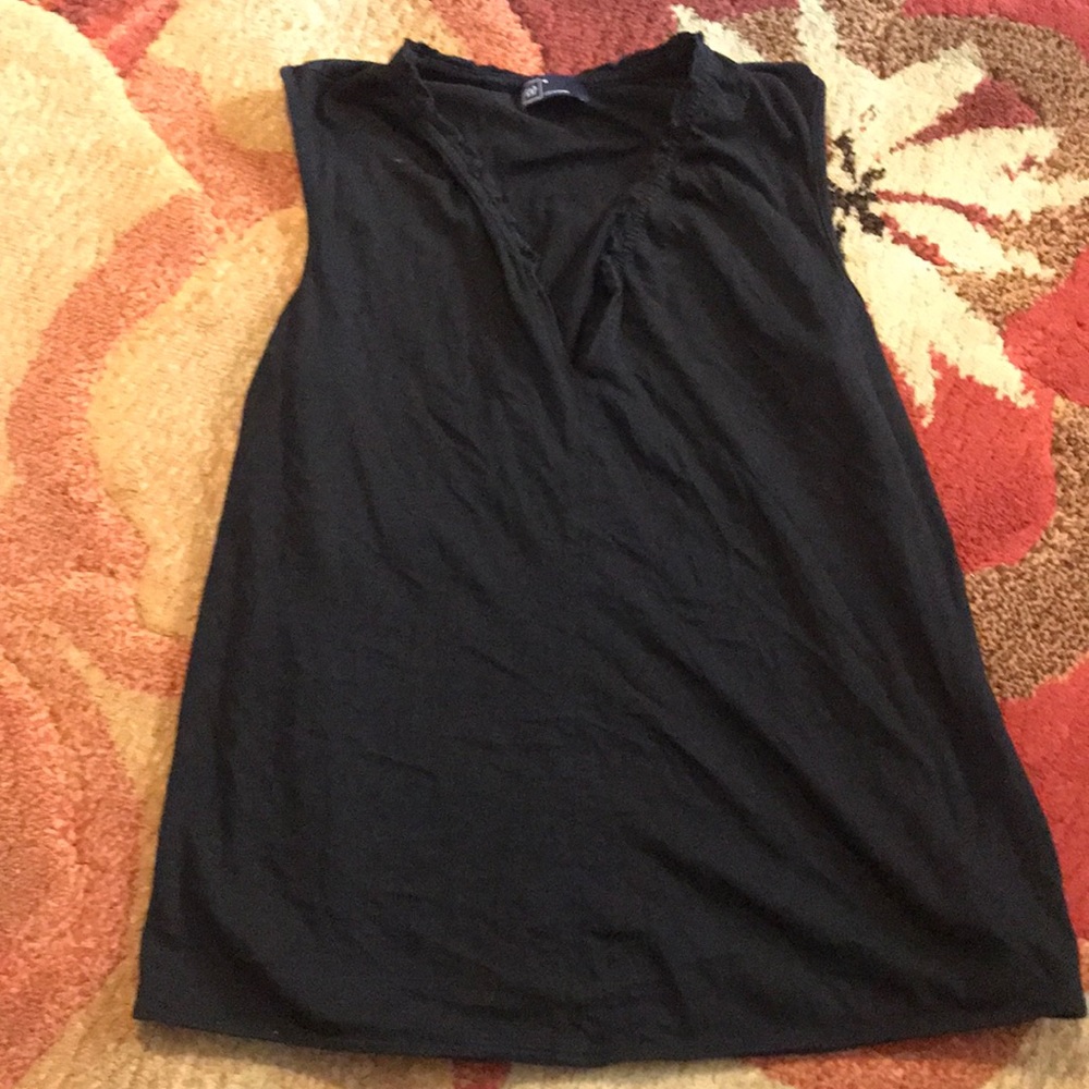 Black v neck ruffled top